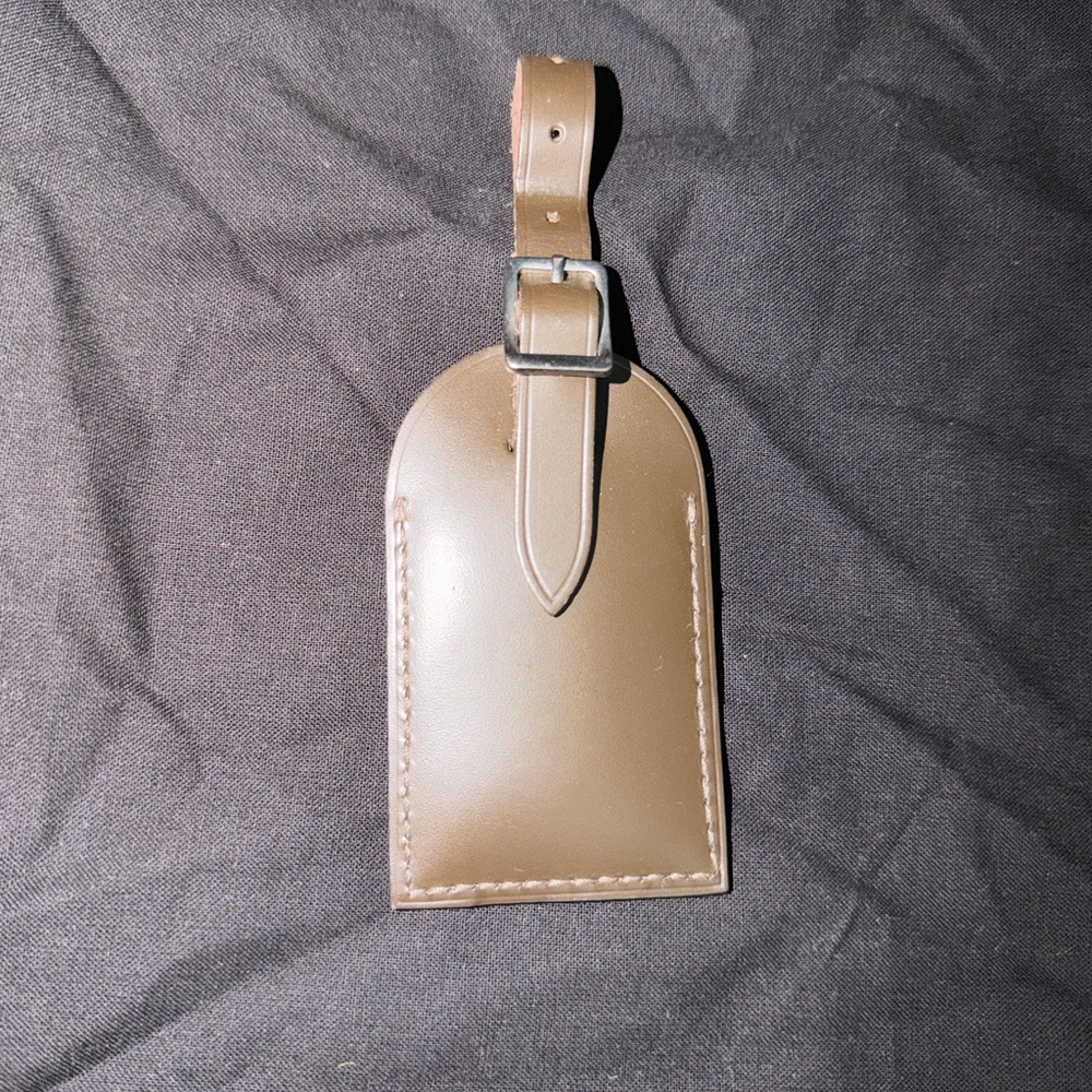 Louis Vuitton Brown Leather Luggage Tag with Strap - Picture 2 of 2